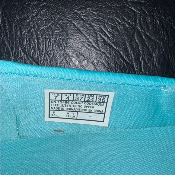 Skechers Turquoise Casual Slip-Ons, size 7 - Picture 7 of 10